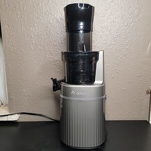 Black and Silver Juicer